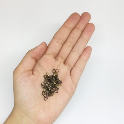 01-150001-TRIÂNGULO 5,2X5,8X1,8